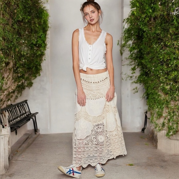 POL Cream Crochet Knit Metallic Beaded Elastic Waist Maxi Skirt - Picture 8 of 9